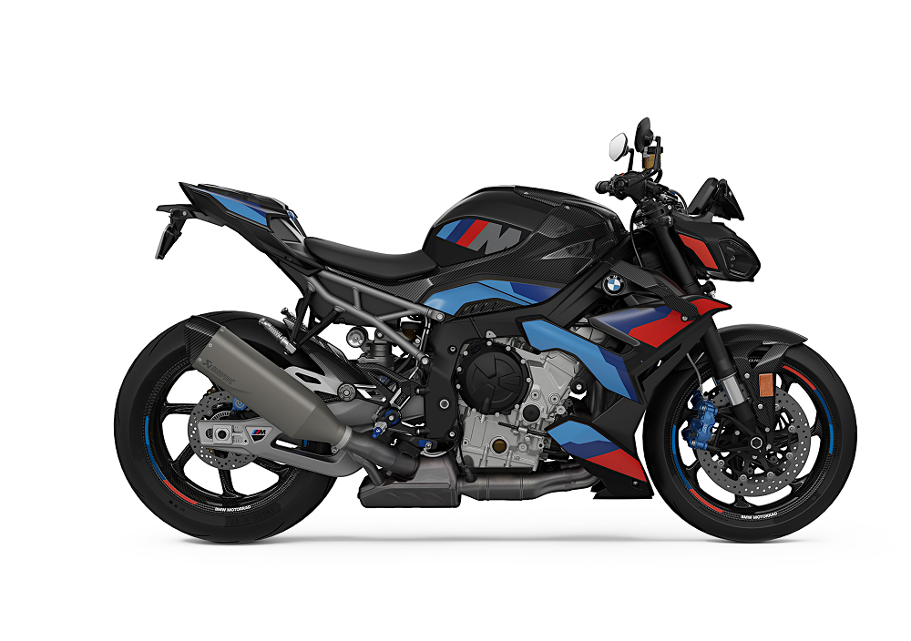 P90572635_highRes_the-new-bmw-m-1000-r 1