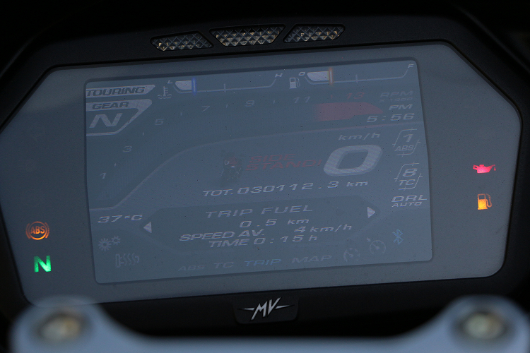 MVAGUSTATURISMOVELOCE-2