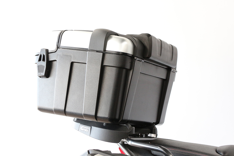 MOTOGUZZIV85TT-1