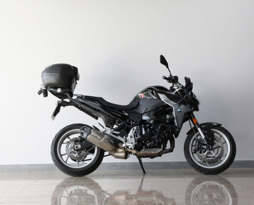 BMWF900R-6