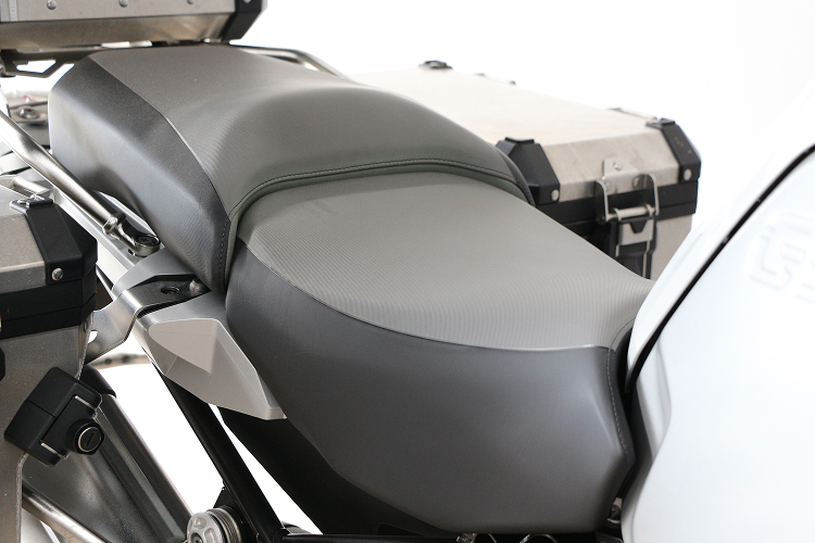 BMWR1200GSA-1