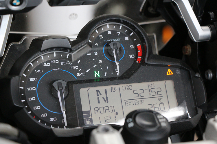 BMWR1200GSA-3