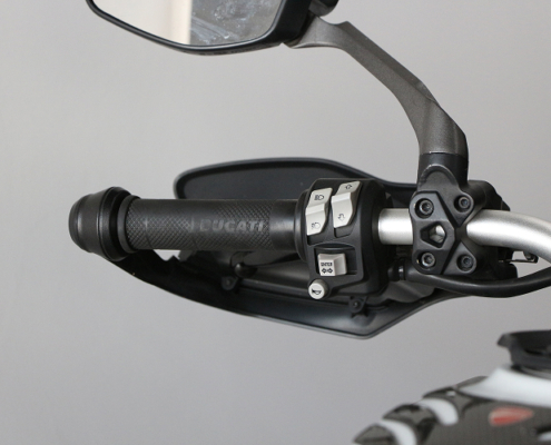 DUCATIMULTISTRADA-4