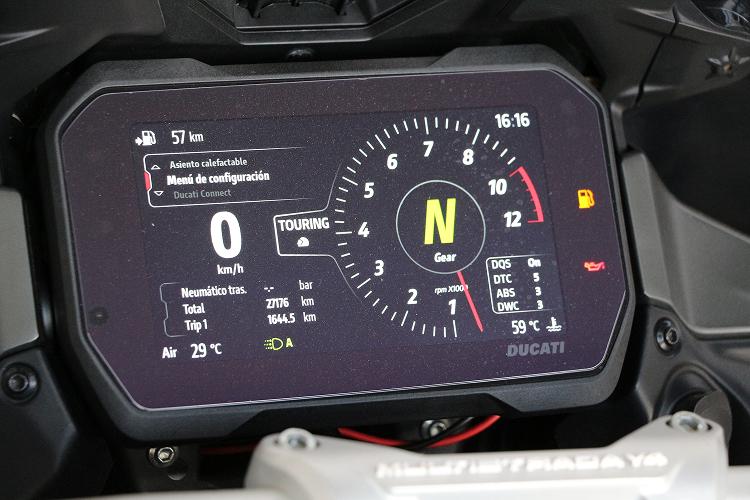 DUCATIMULTISTRADAV4S-2