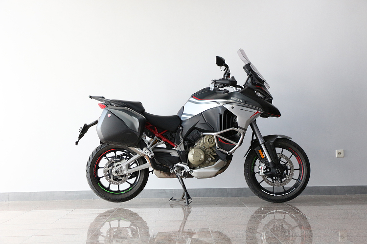 DUCATIMULTISTRADAV4S-5