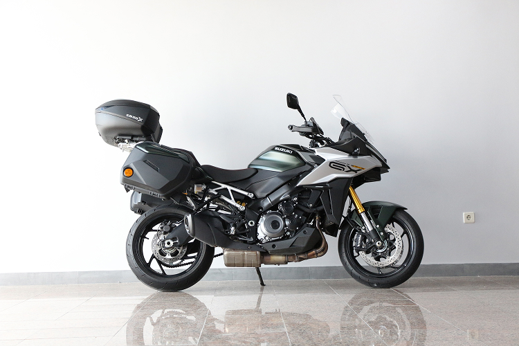 SUZUKIGSX1000GT-5