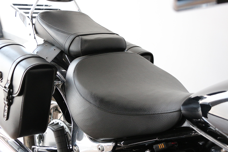 SUZUKIINTRUDER800-2