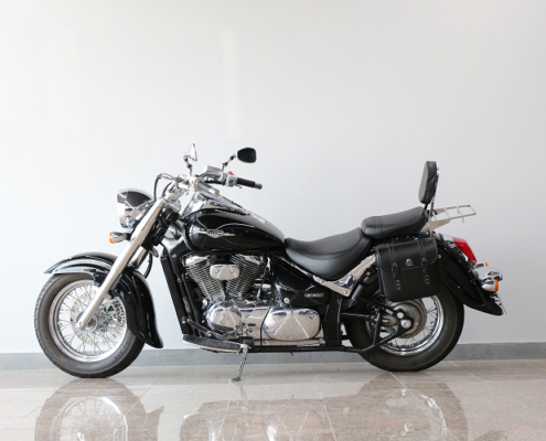SUZUKIINTRUDER800-9