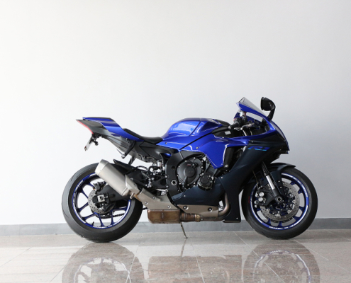 YAMAHAR1-3