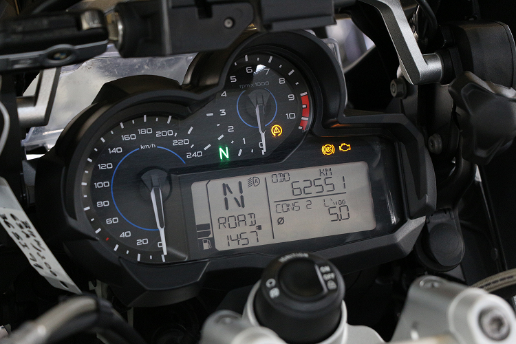 BMWR1200GSA-4