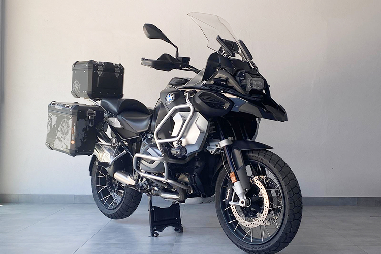 BMWR1250GSA-1