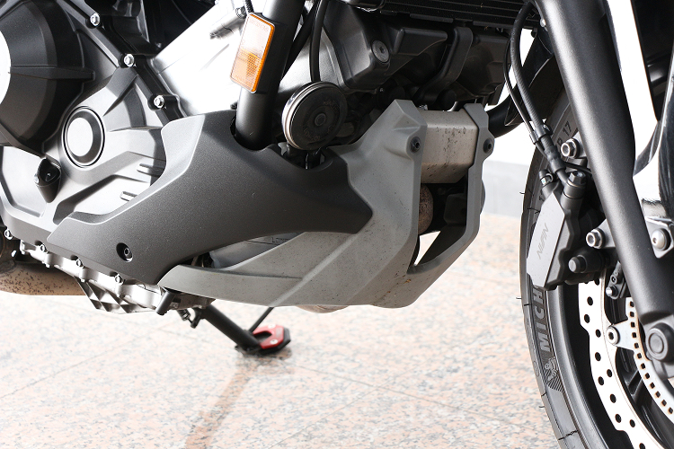 HONDANC750X-1