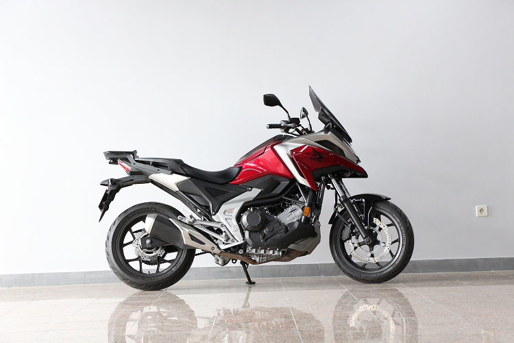 HONDANC750X-6