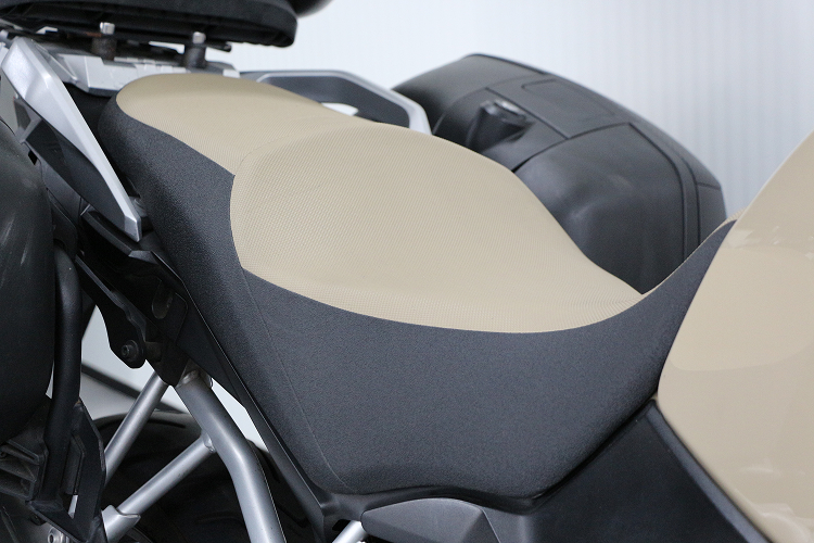SUZUKIVSTROM1000-1
