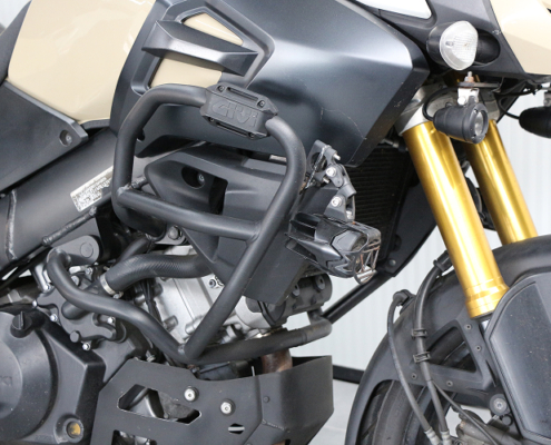 SUZUKIVSTROM1000-3