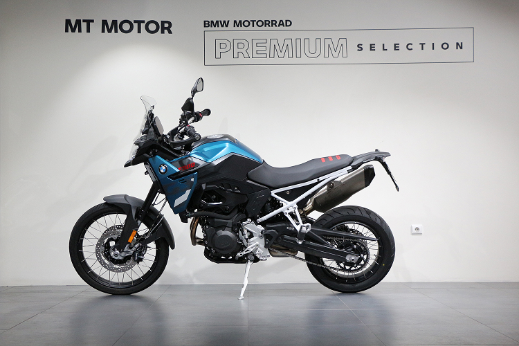 BMWF900GS-10