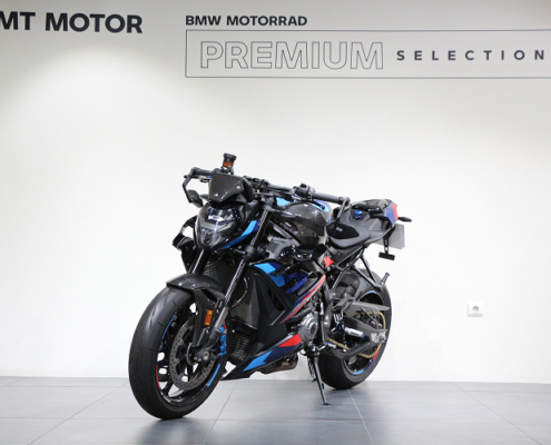 BMWM1000R-12