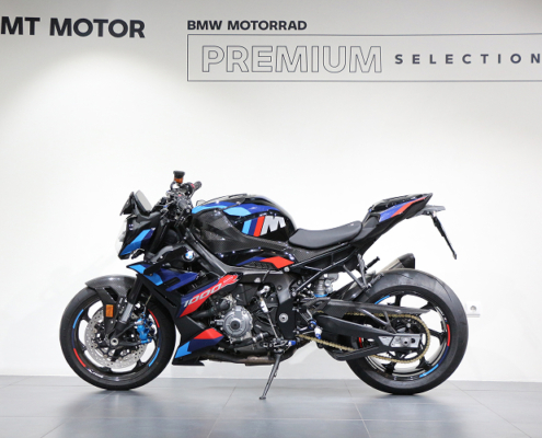 BMWM1000R-13