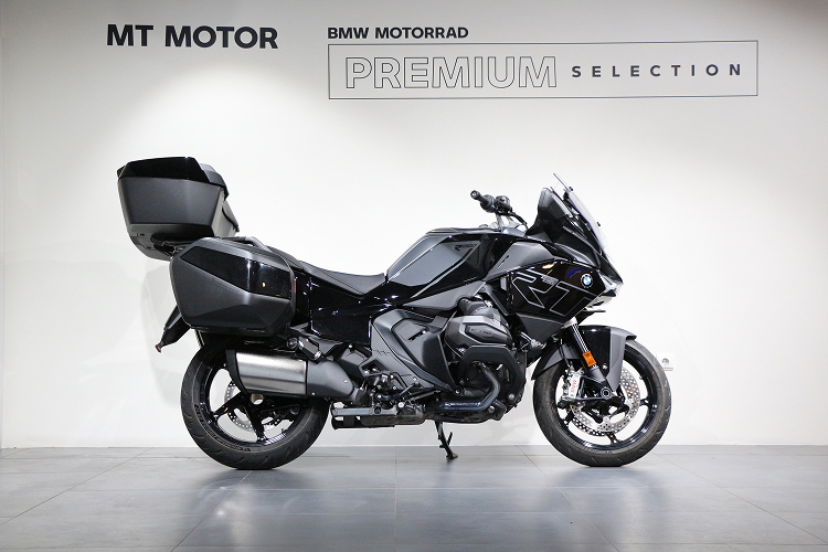 BMWR1300RT-8