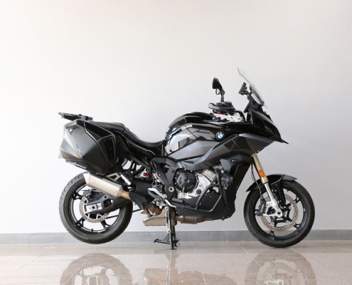 BMWS1000XR-6