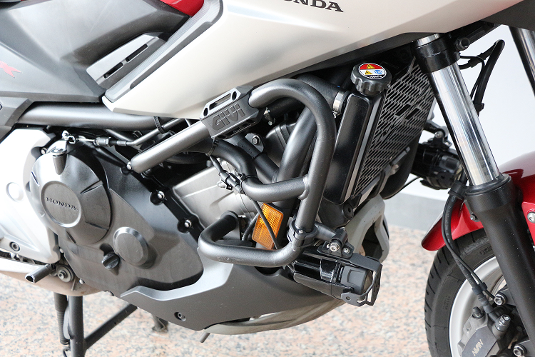 HONDANC750X-2