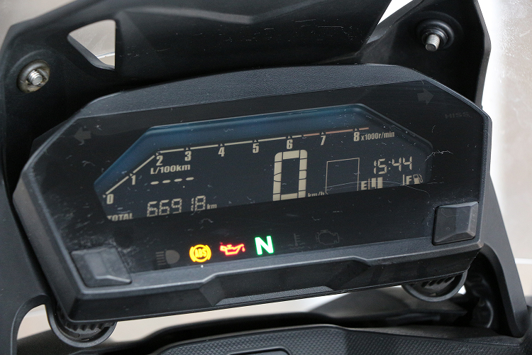 HONDANC750X-4