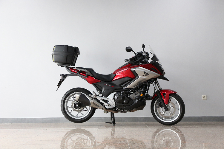HONDANC750X-7