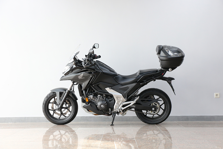 HONDANC750X-8