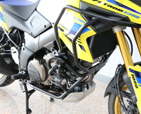 SUZUKIVSTROM1050-2