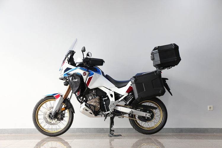 HONDAAFRICATWIN1100-9